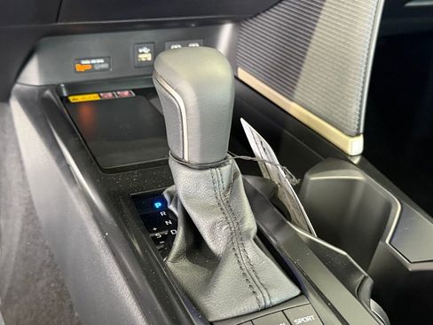 Certified 2026 Toyota Camry SE FWD image 28