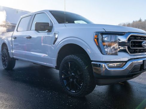 Used 2023 Ford F150 XLT w/ Trailer Tow Package image 8