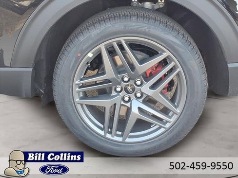 New 2026 Ford Explorer ST image 4