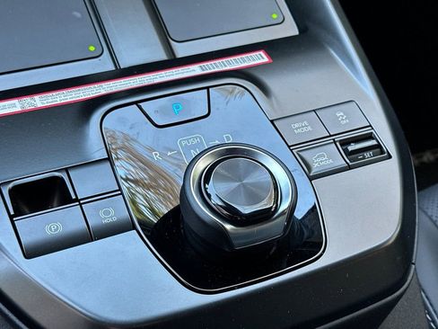 New 2026 Subaru Solterra AWD/4WD image 24
