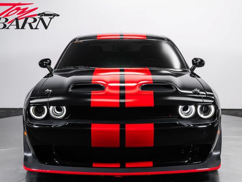 Used 2022 Dodge Challenger SRT Hellcat RWD image 8