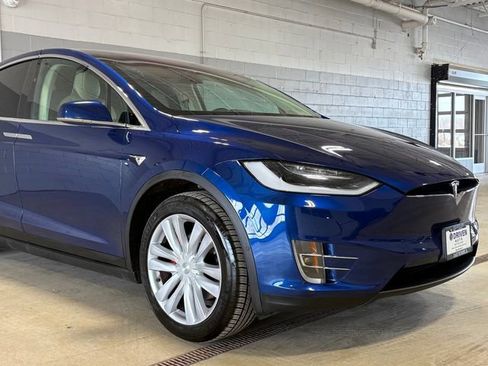 Used 2017 Tesla Model X P100D image 3