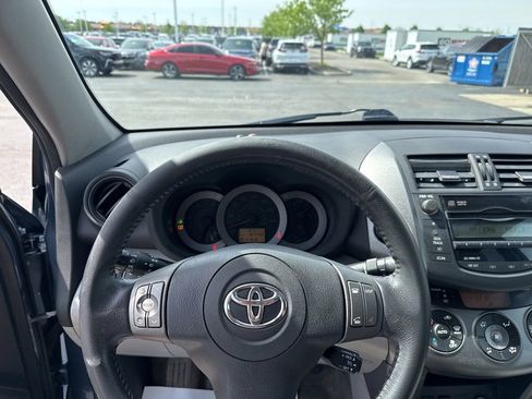 Used 2010 Toyota RAV4 Limited AWD/4WD image 13