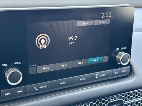 Used 2025 Honda HR-V Sport image 18