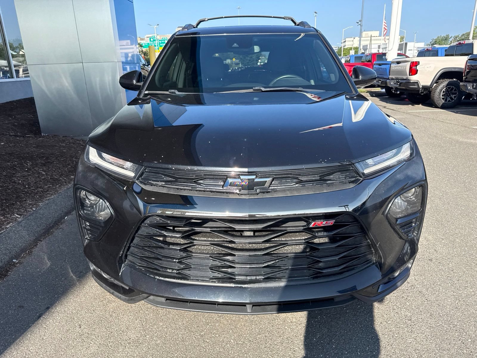 Used 2021 Chevrolet TrailBlazer RS w/ Driver Confidence Package FWD image 3