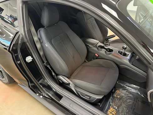 Used 2020 Ford Mustang GT RWD image 9