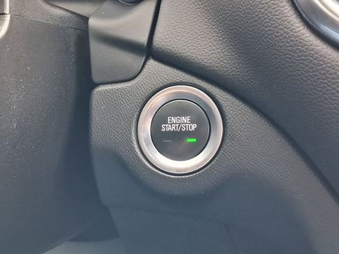 Used 2021 Chevrolet Equinox LT AWD/4WD image 31