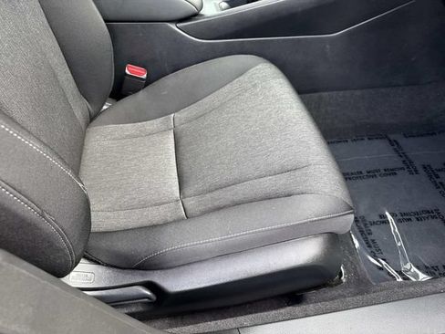 Used 2025 Honda Accord SE image 10
