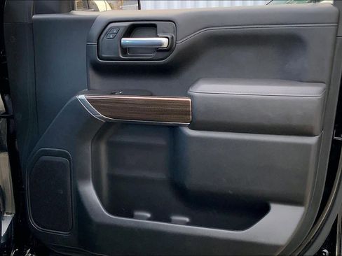 Used 2021 Chevrolet Silverado 1500 RST image 22