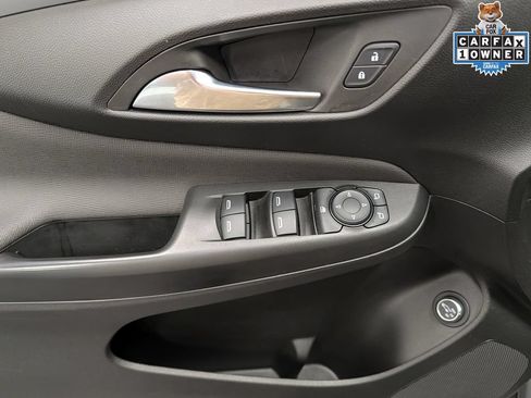 Used 2024 Buick Envista Preferred w/ Convenience I Package FWD image 11