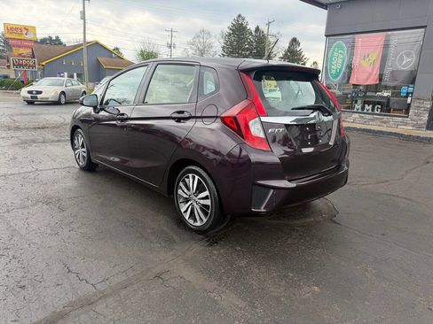 Used 2017 Honda Fit EX image 3