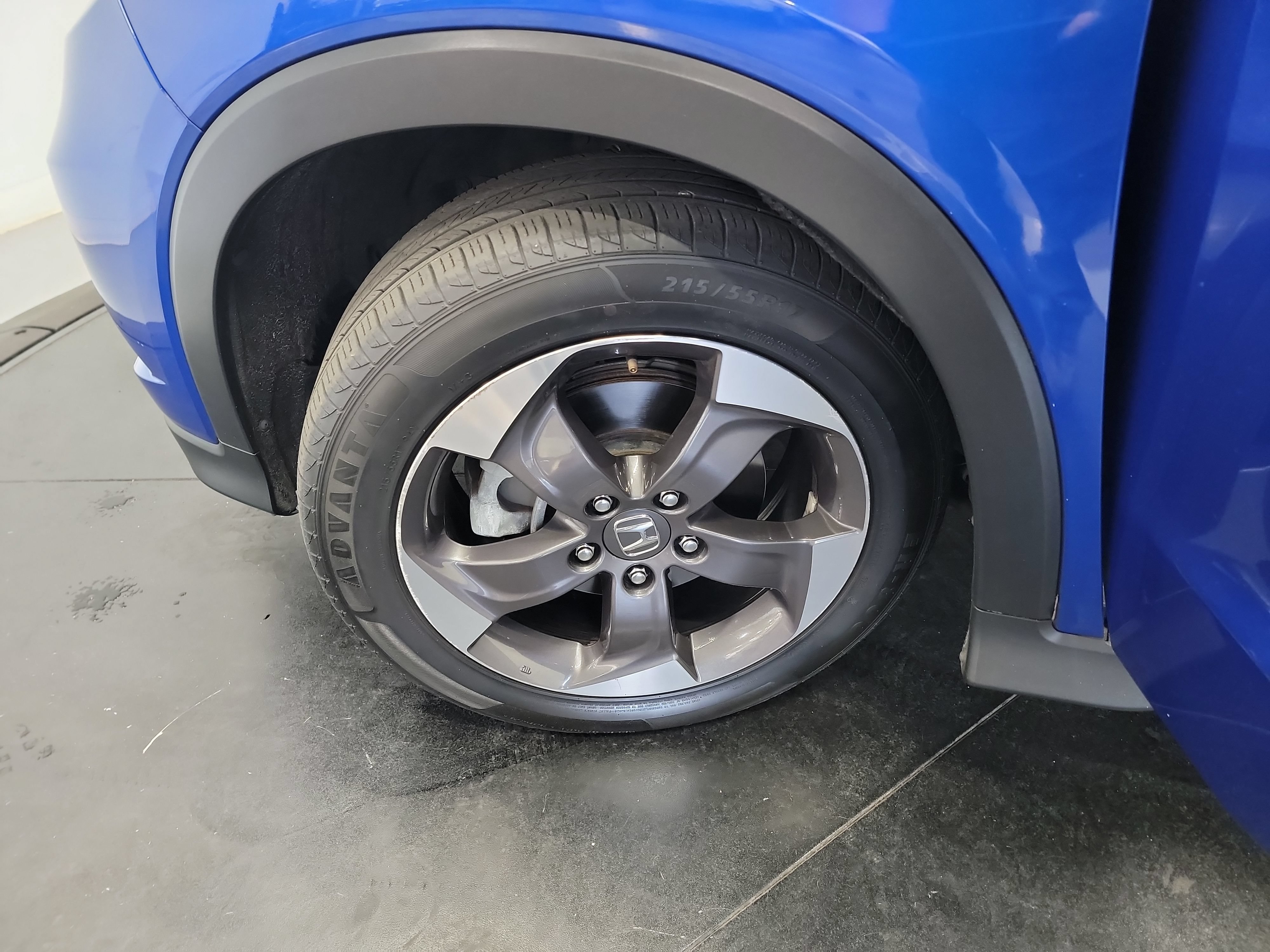 Used 2018 Honda HR-V EX image 30