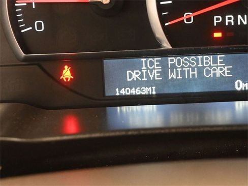 Used 2009 Cadillac DTS image 36