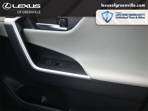 Used 2023 Toyota RAV4 Limited image 22