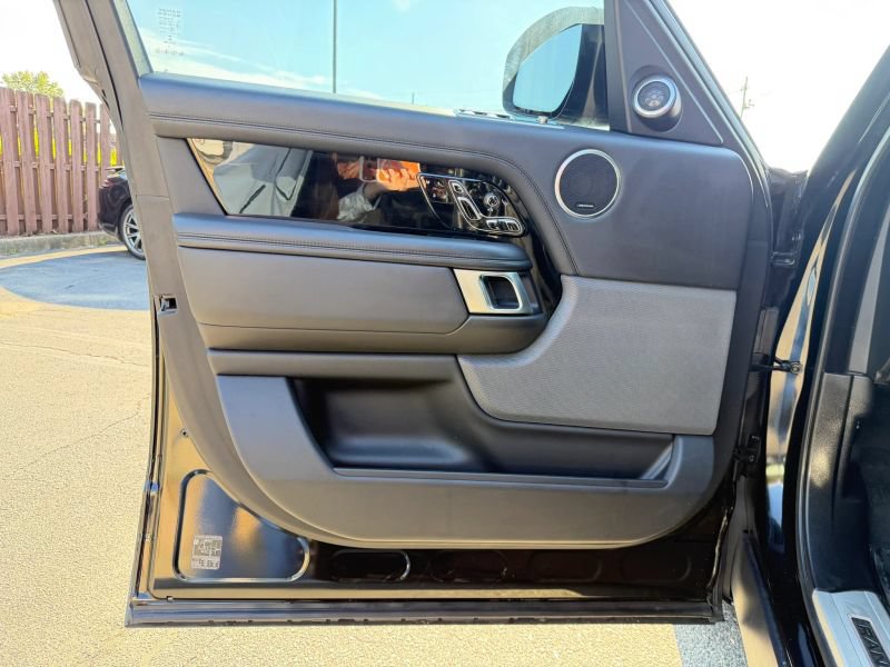 Used 2020 Land Rover Range Rover HSE AWD/4WD image 10