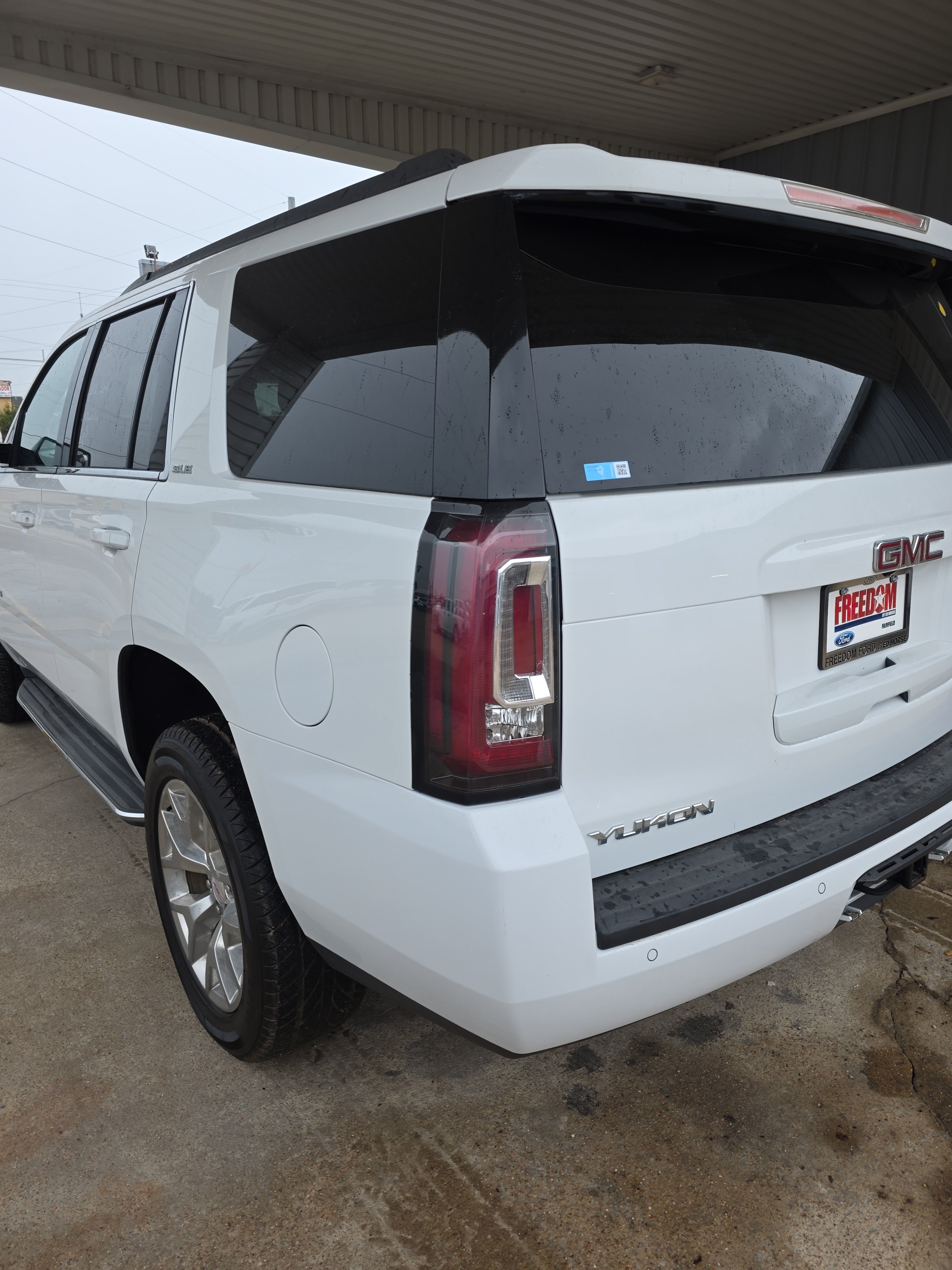 Used 2017 GMC Yukon SLE w/ SLE Value Package RWD image 10