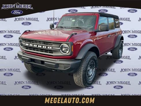 New 2025 Ford Bronco 4-Door w/ Sasquatch Package image 1