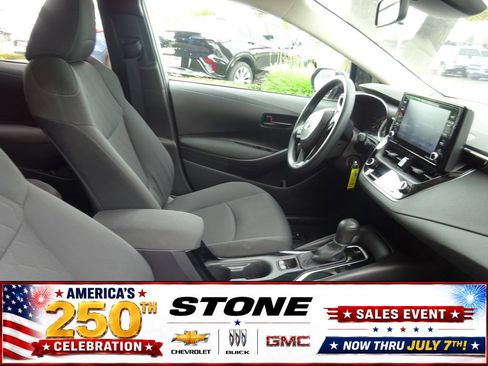 Used 2022 Toyota Corolla LE FWD image 15