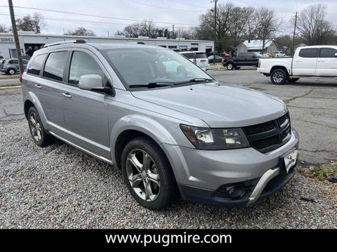Used 2016 Dodge Journey Crossroad image 1