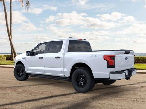 New 2025 Ford F150 Lightning XLT image 5