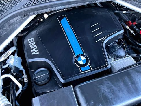 Used 2018 BMW X5 xDrive40e image 33