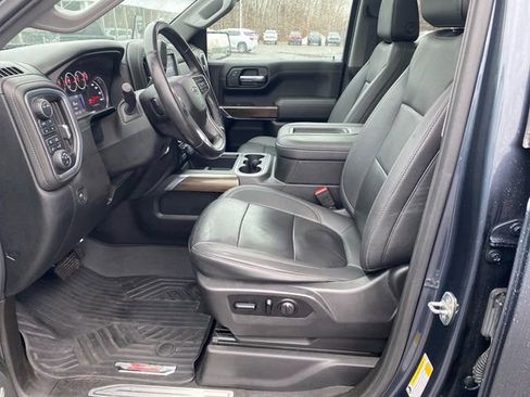 Used 2021 Chevrolet Silverado 1500 LT Trail Boss w/ Convenience Package II image 9