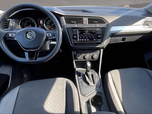 Used 2020 Volkswagen Tiguan S image 7