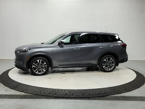 Used 2023 INFINITI QX60 Luxe w/ Cargo Package AWD/4WD image 4