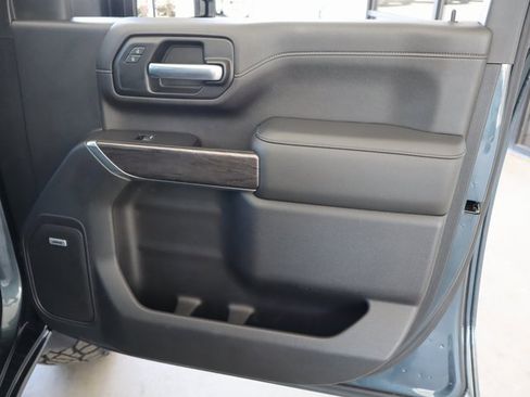 Used 2020 Chevrolet Silverado 2500 LTZ w/ Technology Package image 55