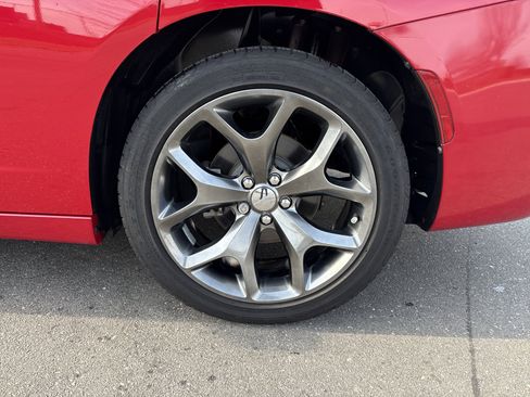 Used 2016 Dodge Charger R/T w/ Navigation & Travel Group image 13