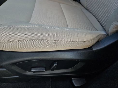 Used 2022 Ford Explorer 2WD image 22