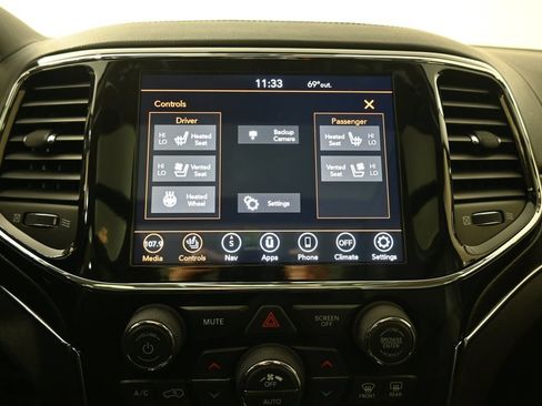 Used 2021 Jeep Grand Cherokee Summit AWD/4WD image 28