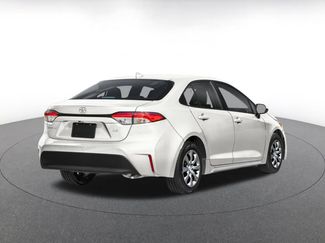 Used 2025 Toyota Corolla LE FWD video 2
