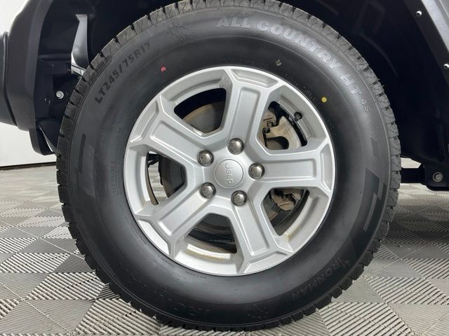 Used 2022 Jeep Wrangler Unlimited Sport AWD/4WD image 10