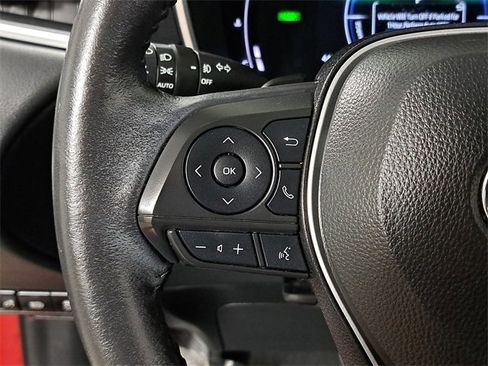 Used 2023 Toyota Corolla Cross XSE w/ Convenience Package image 24