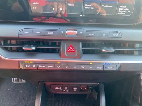 Used 2025 Kia K4 FWD image 17