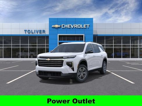 New 2026 Chevrolet Traverse LT w/ Driver Confidence Package FWD image 9