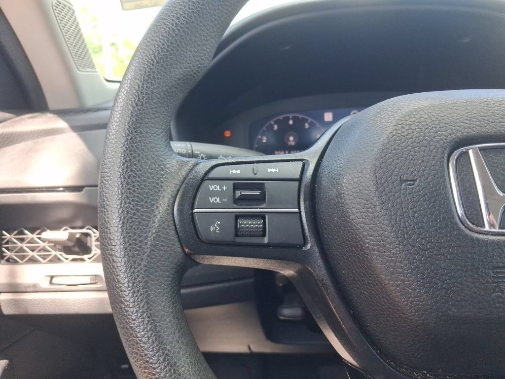 Certified 2025 Honda Accord SE image 28