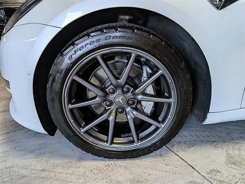 Used 2020 Tesla Model 3 Long Range AWD/4WD image 15