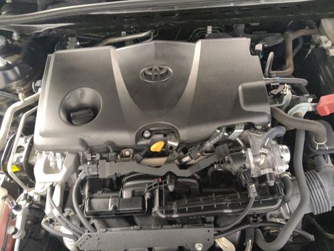 Used 2021 Toyota Camry SE image 30