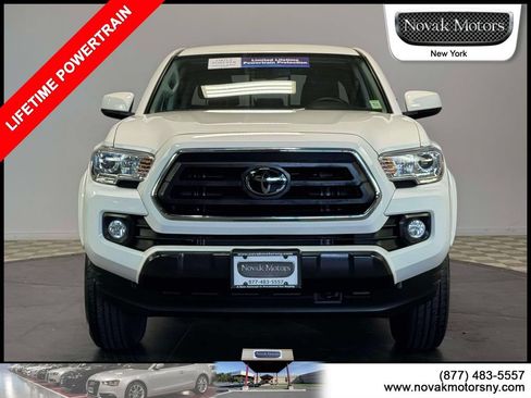 Used 2023 Toyota Tacoma SR5 AWD/4WD image 2