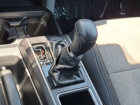 Used 2021 Toyota Tacoma TRD Sport w/ Technology Package RWD image 27