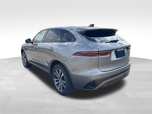 Used 2026 Jaguar F-PACE R-Dynamic S image 3