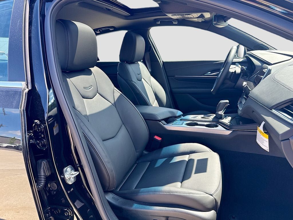 New 2026 Cadillac CT4 Premium Luxury AWD/4WD image 32