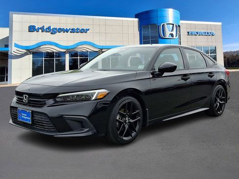 Used 2024 Honda Civic Sport image 3