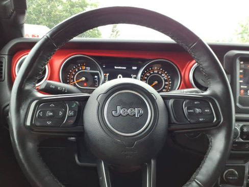 Used 2021 Jeep Gladiator Sport AWD/4WD image 23