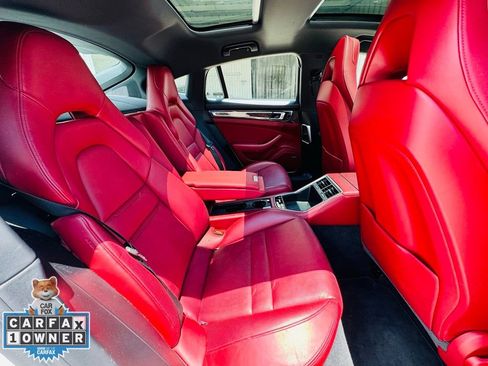 Used 2019 Porsche Panamera image 16