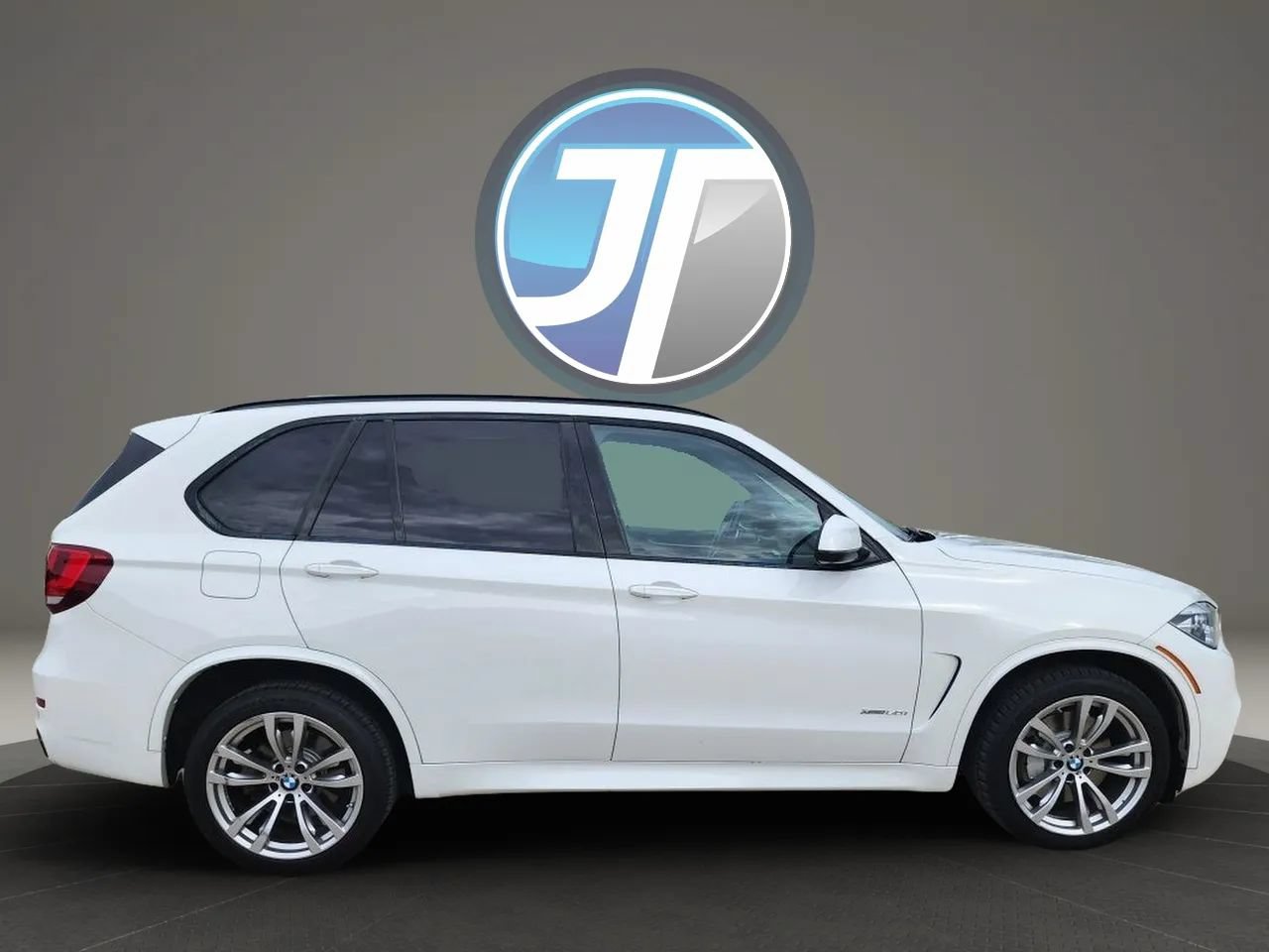 Used 2015 BMW X5 xDrive50i AWD/4WD image 2