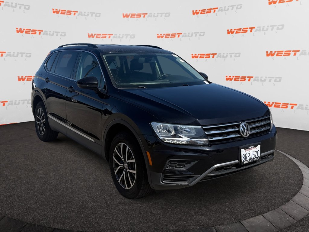 Used 2020 Volkswagen Tiguan SE w/ 3rd Row Seat Package AWD/4WD image 7