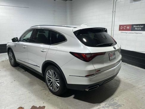 Used 2024 Acura MDX SH-AWD w/ Advance Package image 4
